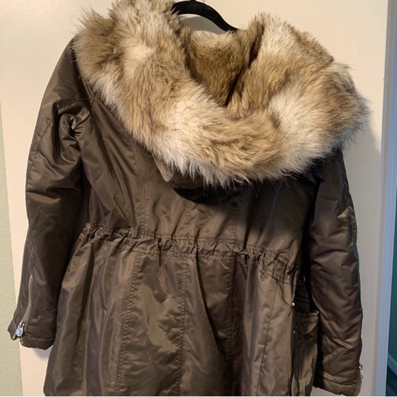 🎉 host pick Laundry by Shelli Segal medium brown jacket removeable fur and hood - Picture 4 of 10